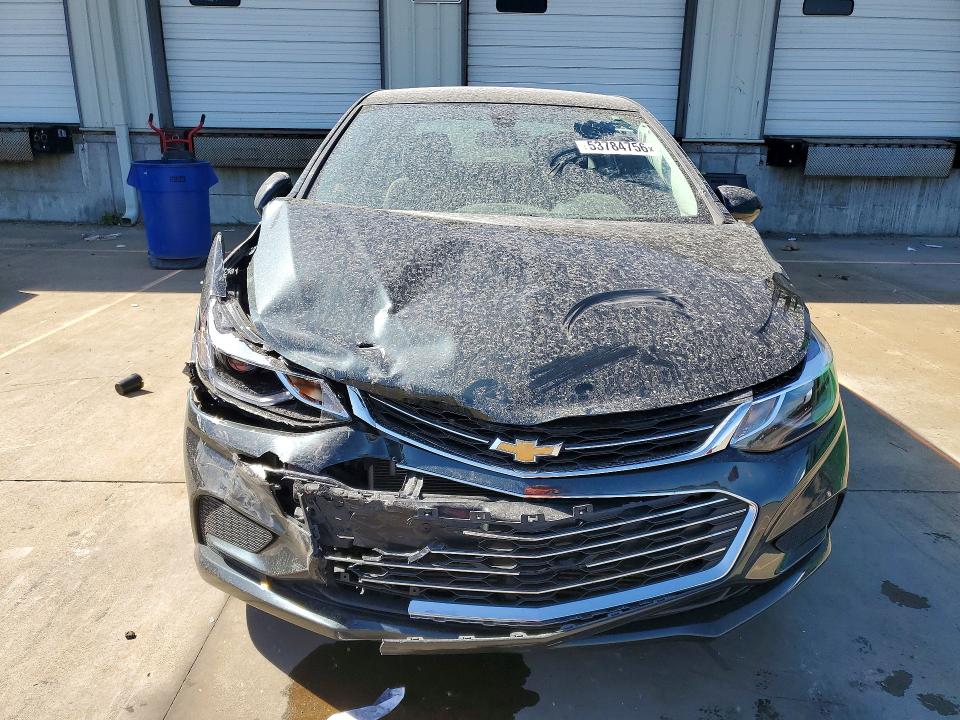 53784756 :رقم المزاد ، 1G1BE5SM7J7116949 vin ، 2018 Chevrolet Cruze مزاد بيع