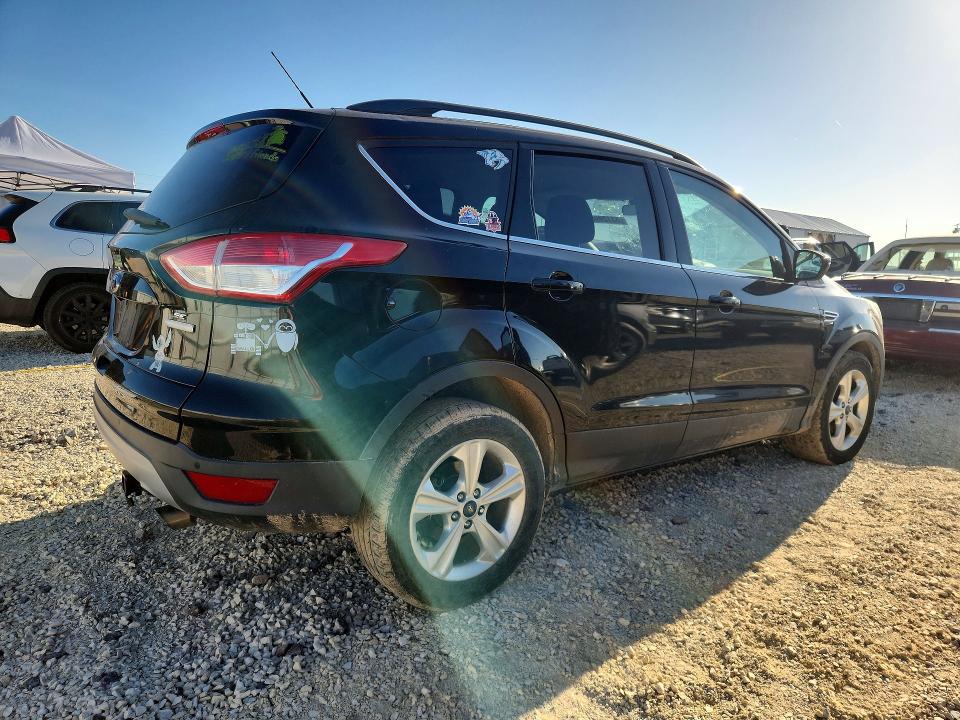 53129986 :رقم المزاد ، 1FMCU0GX9GUB94370 vin ، 2016 Ford Escape مزاد بيع