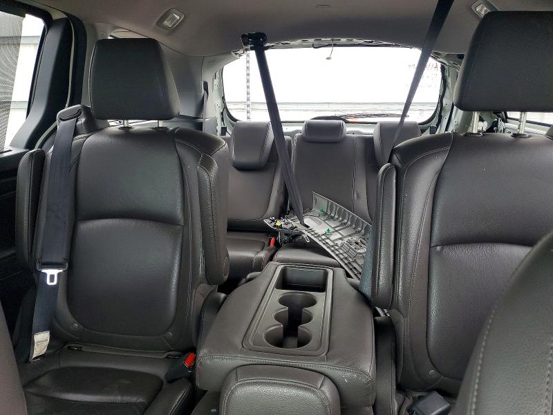 53838646 :رقم المزاد ، 5FNRL6H87JB000141 vin ، 2018 Honda Odyssey مزاد بيع