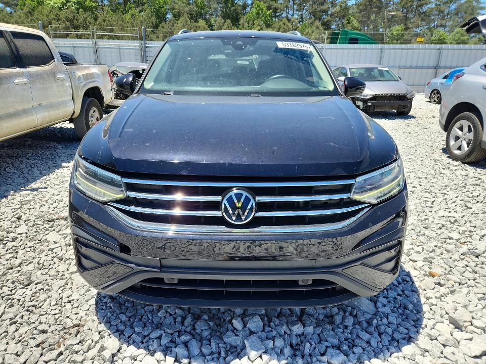 Продажа на аукционе авто 2022 Volkswagen Tiguan, vin: 3VV3B7AX6NM072371, номер лота: 53382976