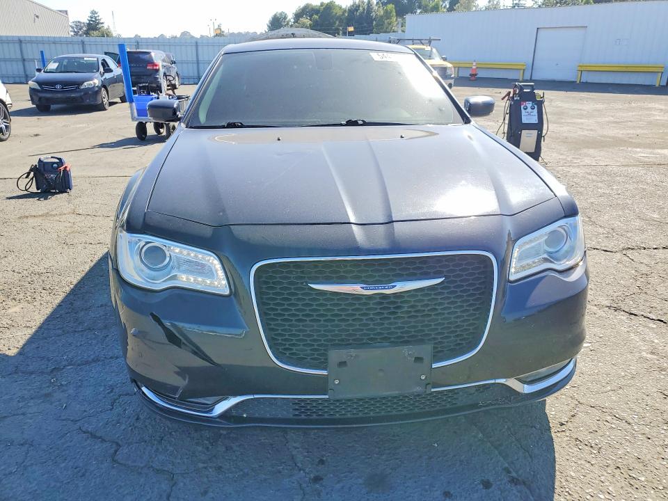 Продажа на аукционе авто 2019 Chrysler 300, vin: 2C3CCAAG7KH547940, номер лота: 54418836