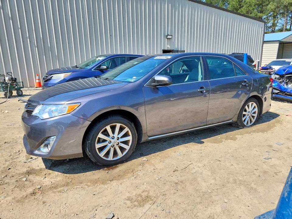 2014 Toyota Camry მანქანა იყიდება აუქციონზე, vin: 4T1BF1FK1EU426197, აუქციონის ნომერი: 53451096