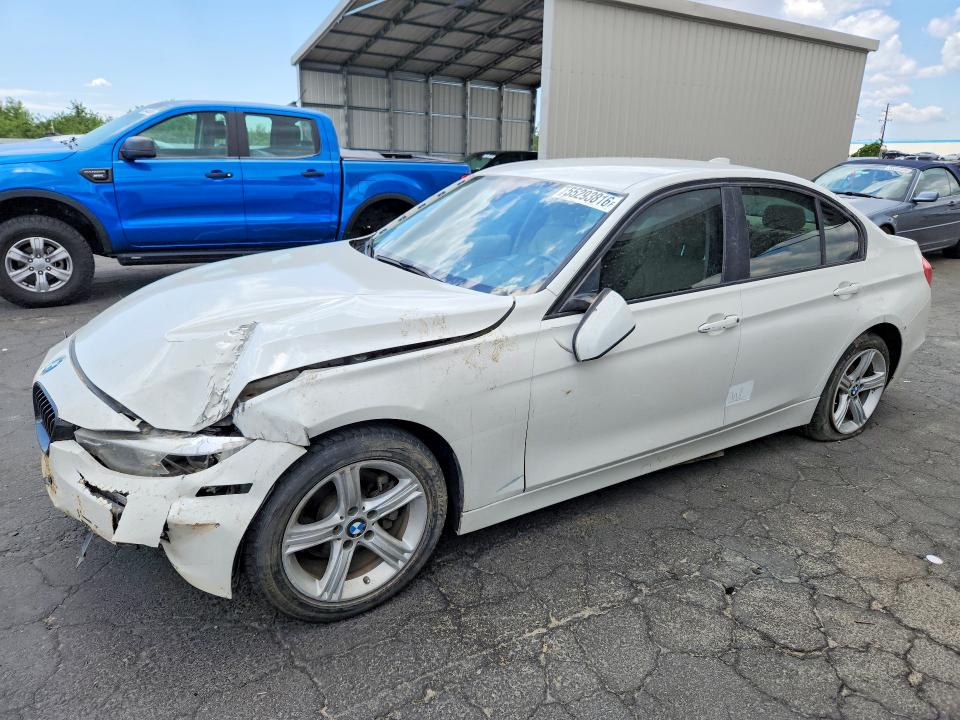 2014 Bmw 320 მანქანა იყიდება აუქციონზე, vin: WBA3B1G50ENS77849, აუქციონის ნომერი: 55293816