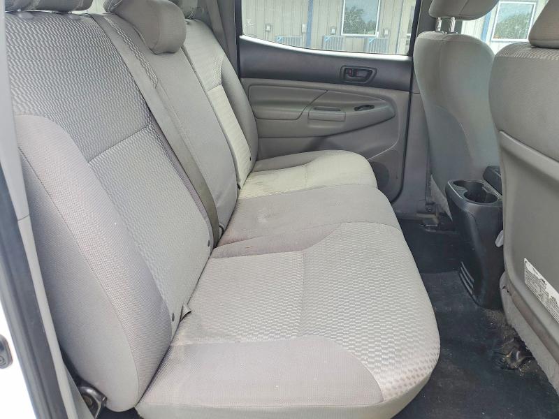 51302386 :رقم المزاد ، 5TFJX4GN7FX037992 vin ، 2015 Toyota Tacoma مزاد بيع