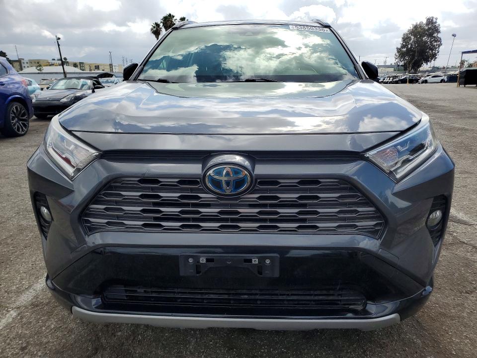 Продаж на аукціоні авто 2020 Toyota Rav4, vin: JTMEWRFVXLJ047532, номер лоту: 53850336