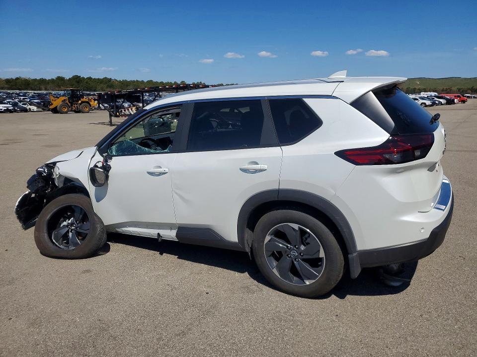 51815716 :رقم المزاد ، 5N1BT3BBXTC709369 vin ، 2026 Nissan Rogue مزاد بيع
