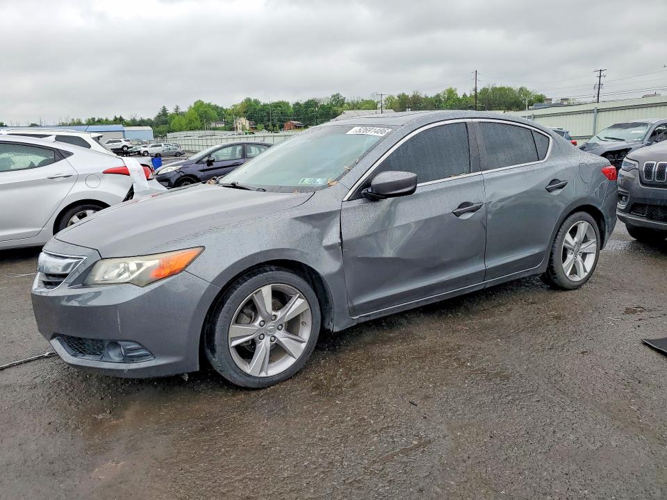 52691486 :رقم المزاد ، 19VDE1F79DE000873 vin ، 2013 Acura Ilx مزاد بيع