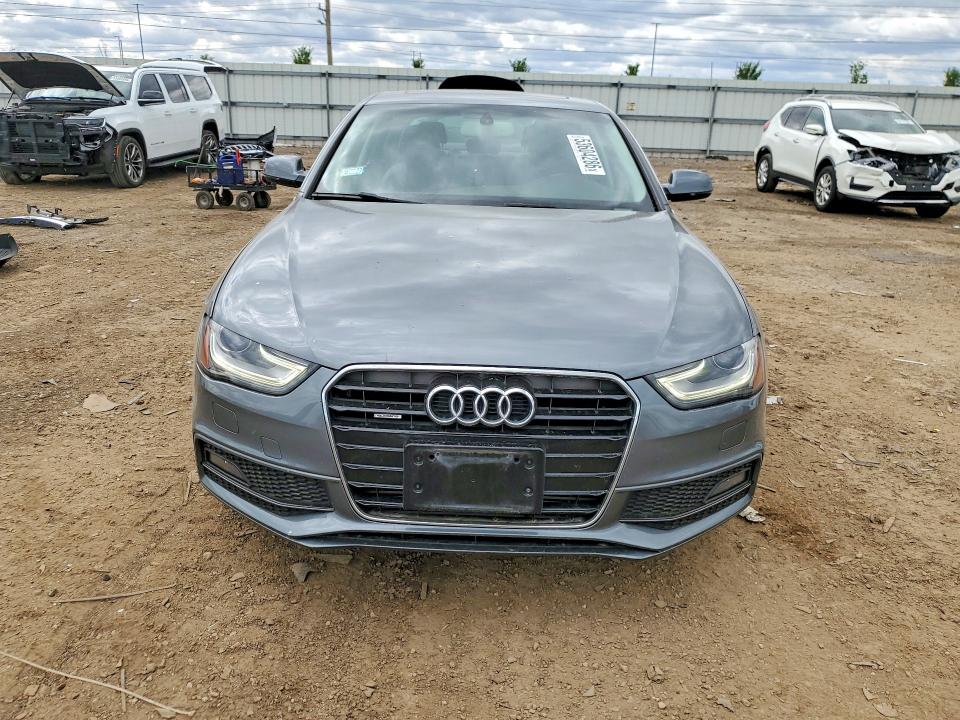53604286 :رقم المزاد ، WAUFFAFL5FN025324 vin ، 2015 Audi A4 مزاد بيع