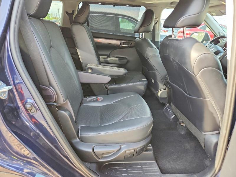 Aukcja sprzedaży 2021 Toyota Highlander, vin: 5TDDZRBH1MS524064, numer aukcji: 52600136