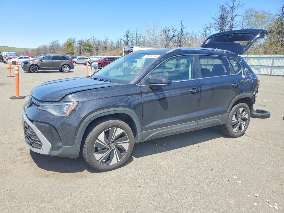 51888756 :رقم المزاد ، 3VVVC7B22SM004282 vin ، 2025 Volkswagen Taos مزاد بيع