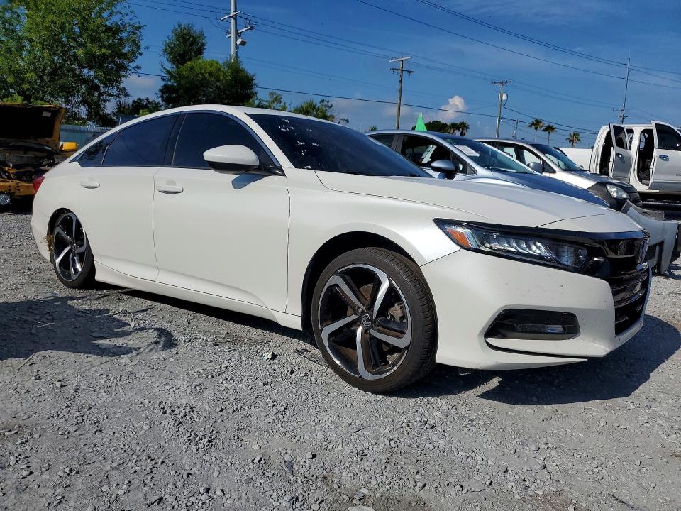 Продаж на аукціоні авто 2019 Honda Accord, vin: 1HGCV2F32KA032040, номер лоту: 53339306