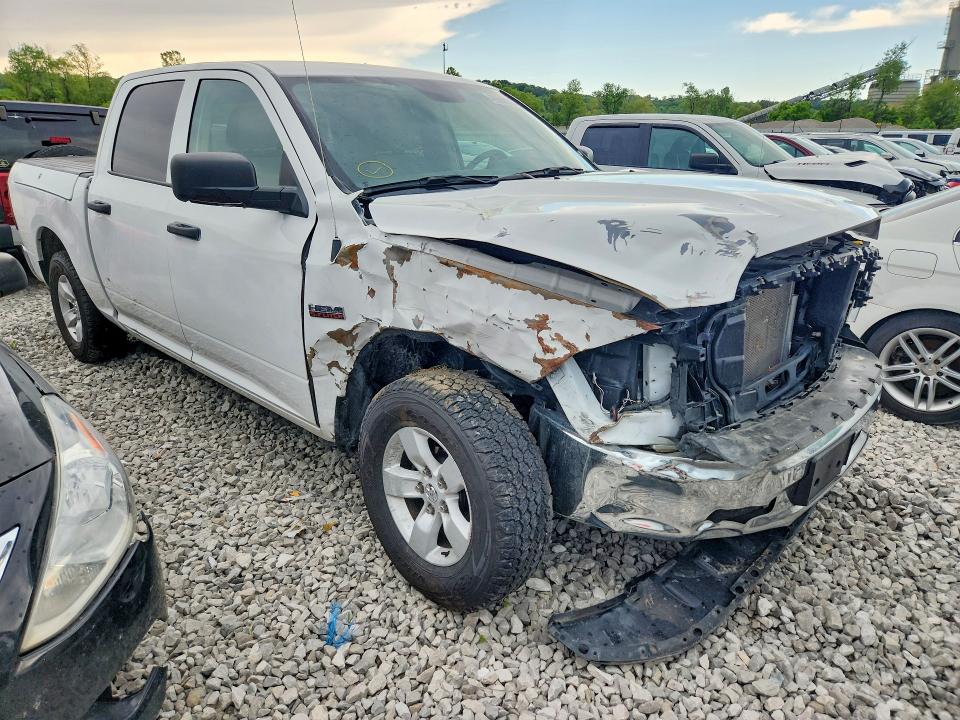 Продаж на аукціоні авто 2022 Ram 1500 Classic, vin: 1C6RR7XT6NS194803, номер лоту: 49658976