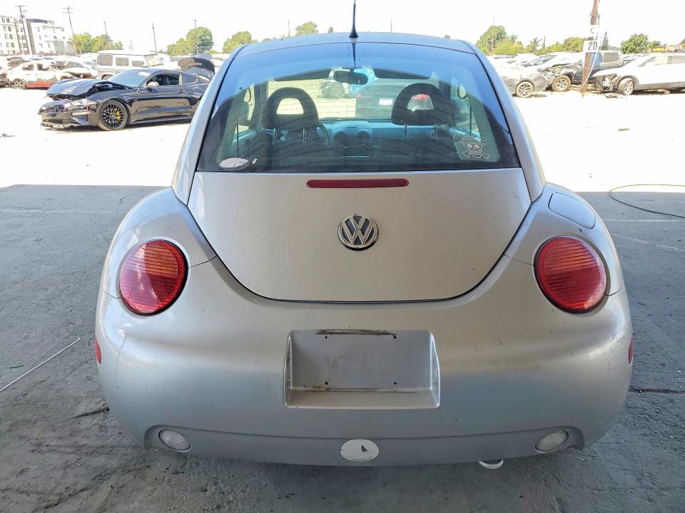 2000 Volkswagen New Beetle მანქანა იყიდება აუქციონზე, vin: 3VWCA21C3YM477882, აუქციონის ნომერი: 55202686