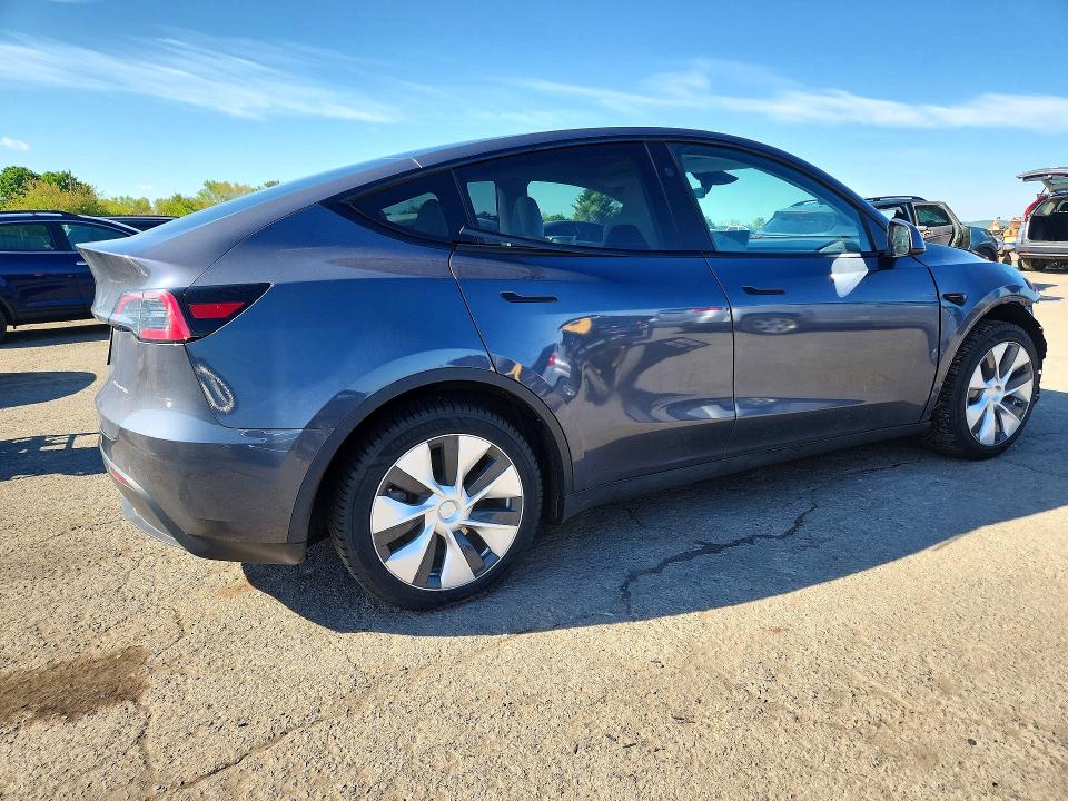 Продаж на аукціоні авто 2023 Tesla Model Y, vin: 7SAYGDEE4PF832210, номер лоту: 50737196