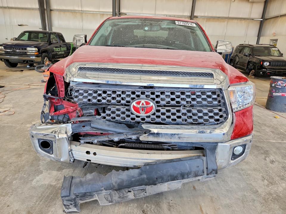 51102916 :رقم المزاد ، 5TFDY5F13HX599146 vin ، 2017 Toyota Tundra مزاد بيع