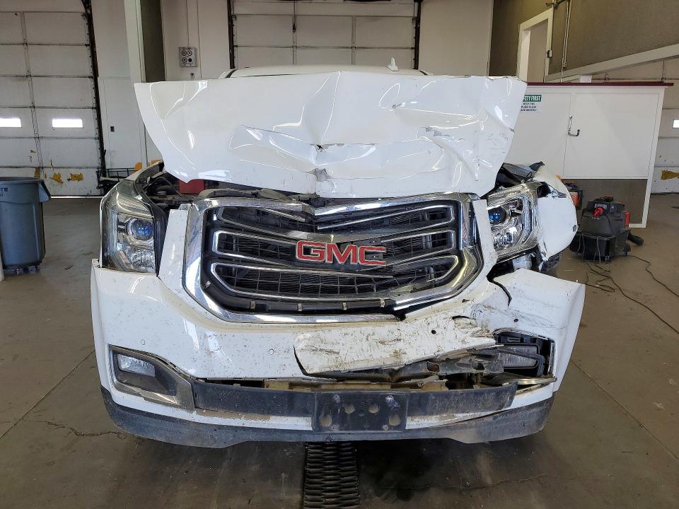 54176576 :رقم المزاد ، 1GKS2AKC7FR729203 vin ، 2015 Gmc Yukon مزاد بيع