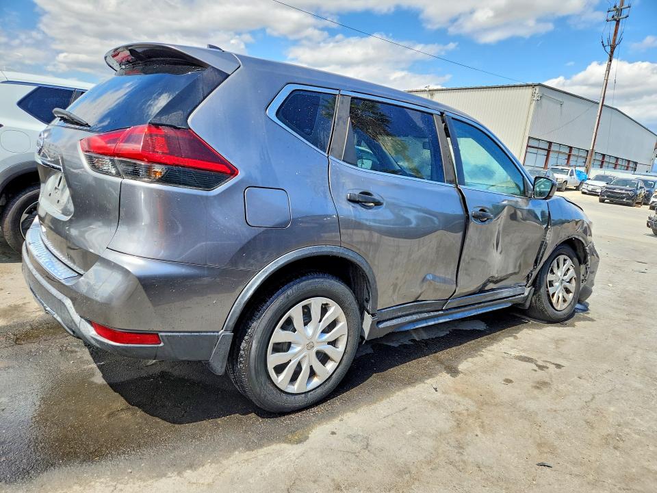 Продаж на аукціоні авто 2018 Nissan Rogue, vin: KNMAT2MT3JP576945, номер лоту: 55013546