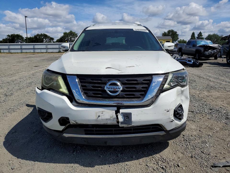 54832626 :رقم المزاد ، 5N1DR2MN1HC609404 vin ، 2017 Nissan Pathfinder مزاد بيع