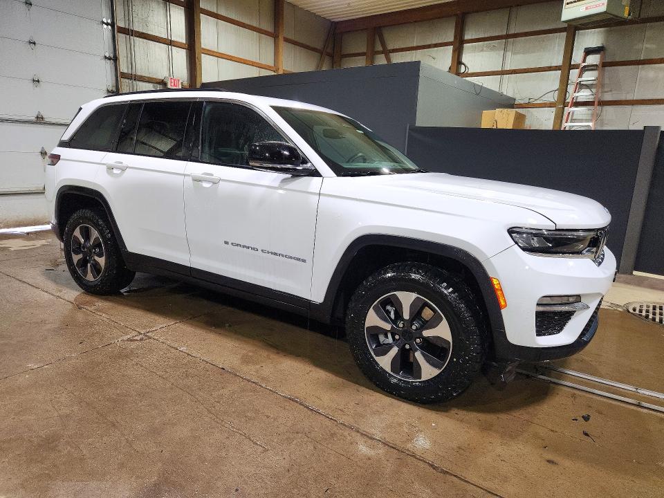 54306646 :رقم المزاد ، 1C4RJYB62RC182011 vin ، 2024 Jeep Grand Cherokee مزاد بيع