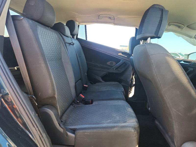 52432926 :رقم المزاد ، 3VV1B7AX6KM122172 vin ، 2019 Volkswagen Tiguan مزاد بيع