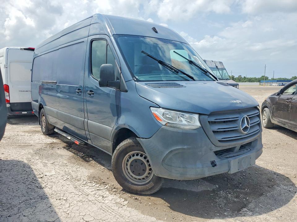 54014886 :رقم المزاد ، WD4PF1CD7KP148843 vin ، 2019 Mercedes Benz Sprinter مزاد بيع