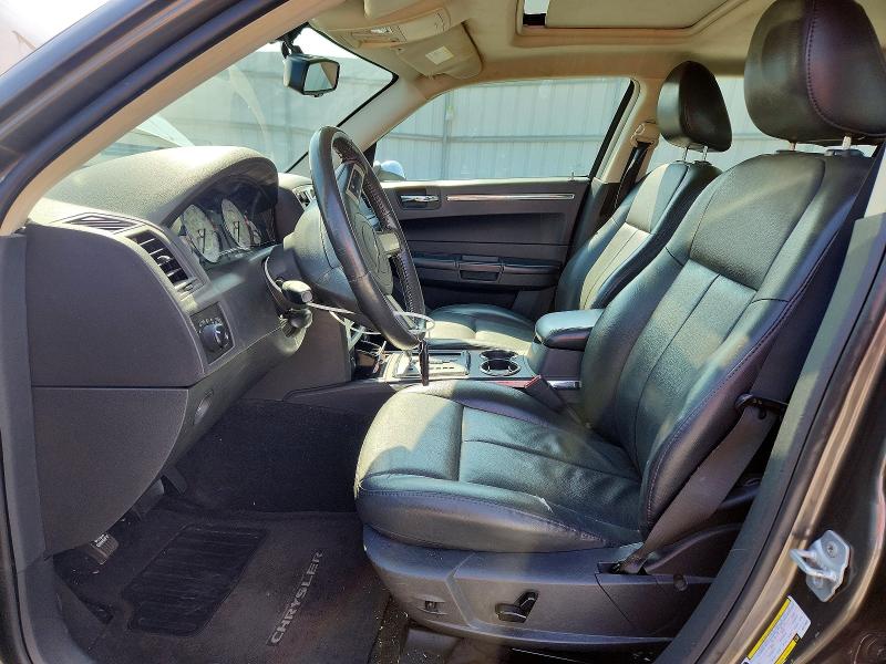 55371746 :رقم المزاد ، 2C3CA5CV7AH279902 vin ، 2010 Chrysler 300 مزاد بيع