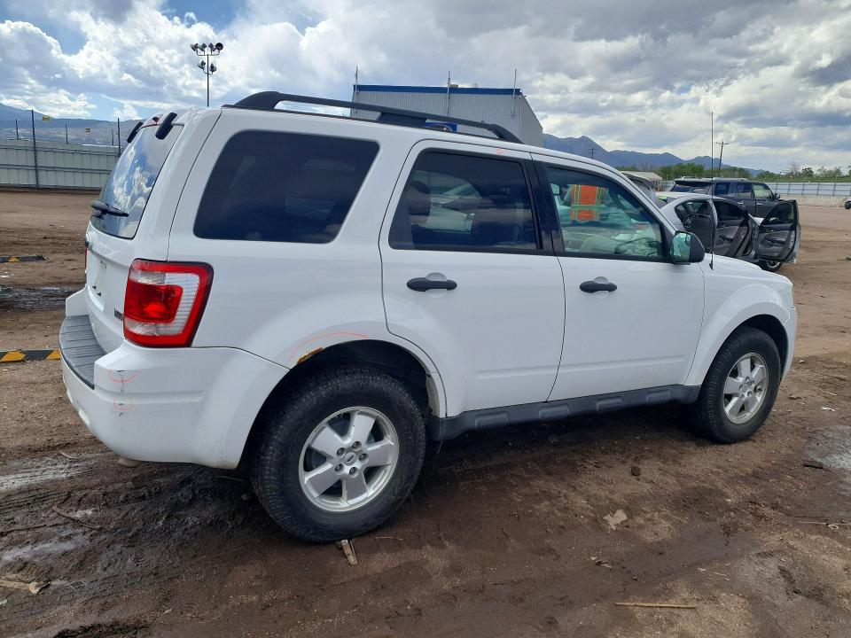 2012 Ford Escape მანქანა იყიდება აუქციონზე, vin: 1FMCU9DG3CKB32669, აუქციონის ნომერი: 54697136