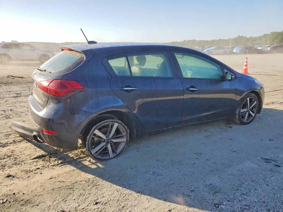 52254296 :رقم المزاد ، KNAFX5A8XH5731246 vin ، 2017 Kia Forte مزاد بيع