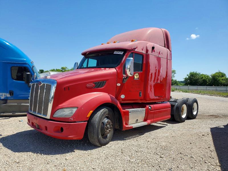 53548746 :رقم المزاد ، 1XP4D49X1CD131866 vin ، 2012 Peterbilt 587 مزاد بيع