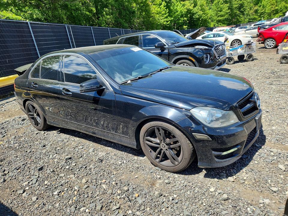 Продажа на аукционе авто 2012 Mercedes-benz C, vin: WDDGF8BB0CA722356, номер лота: 53808746