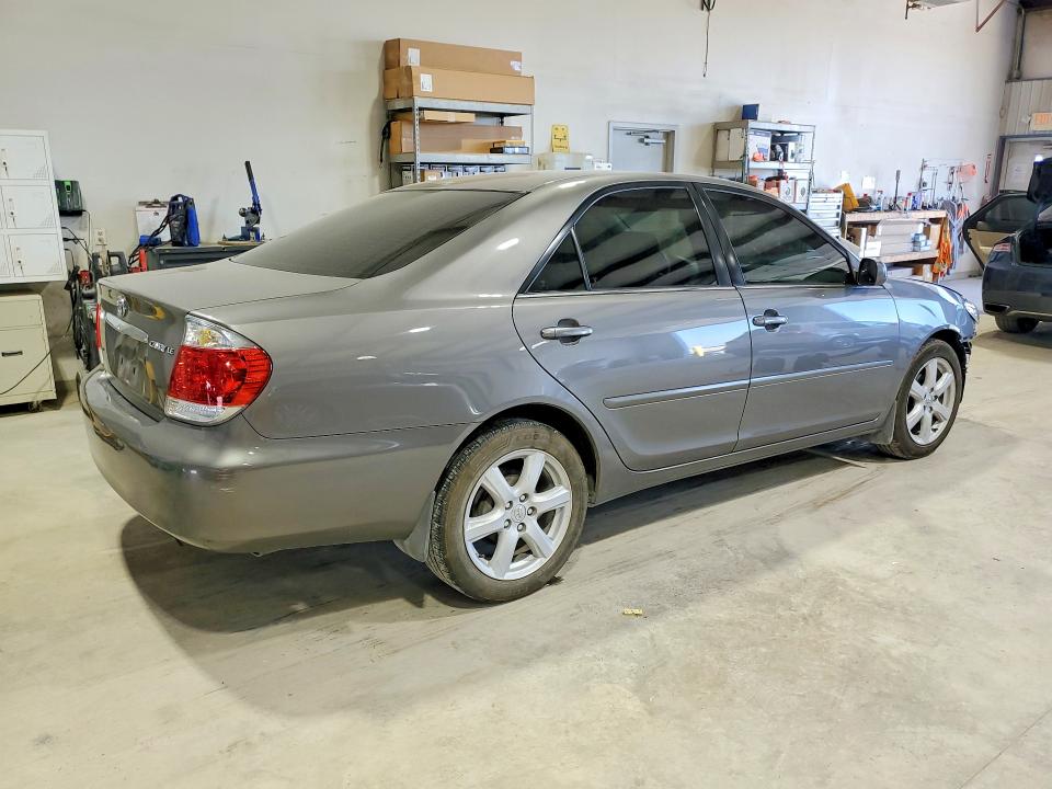 54112396 :رقم المزاد ، 4T1BE30K36U662987 vin ، 2006 Toyota Camry مزاد بيع