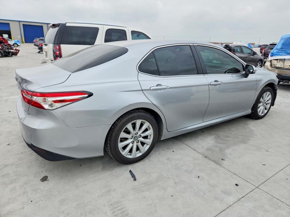 Aukcja sprzedaży 2018 Toyota Camry, vin: 4T1B11HK7JU625583, numer aukcji: 53892186