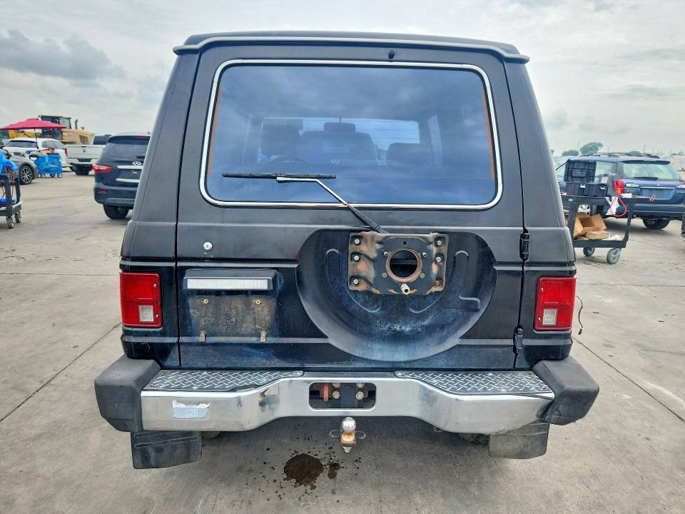 54819096 :رقم المزاد ، JA4FJ53E6JJ012705 vin ، 1988 Mitsubishi Montero مزاد بيع