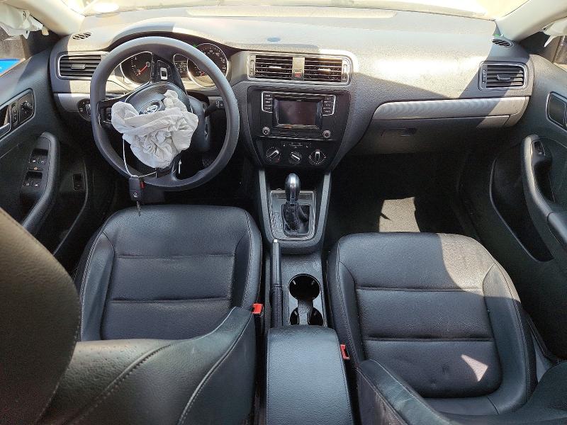 51365636 :رقم المزاد ، 3VWDB7AJ6JM204776 vin ، 2018 Volkswagen Jetta مزاد بيع