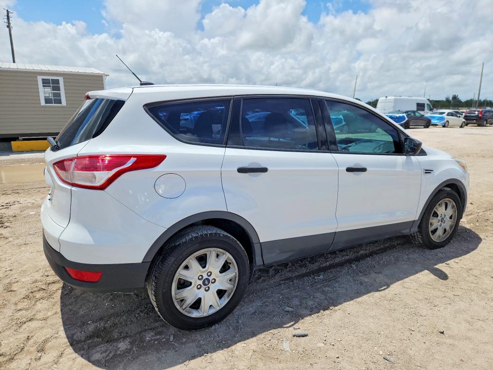 54800196 :رقم المزاد ، 1FMCU0F74FUC81562 vin ، 2015 Ford Escape مزاد بيع