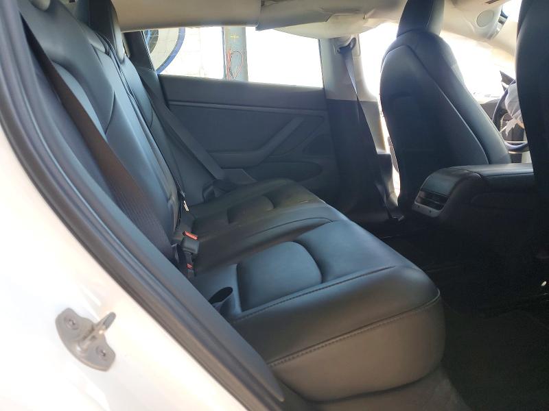 54847456 :رقم المزاد ، 5YJ3E1EA3JF161841 vin ، 2018 Tesla Model 3 مزاد بيع