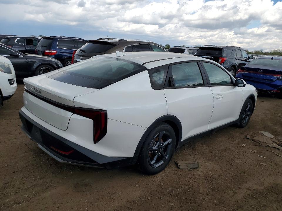 Продаж на аукціоні авто 2025 Kia K4, vin: 3KPFT4DE2SE085304, номер лоту: 56646446