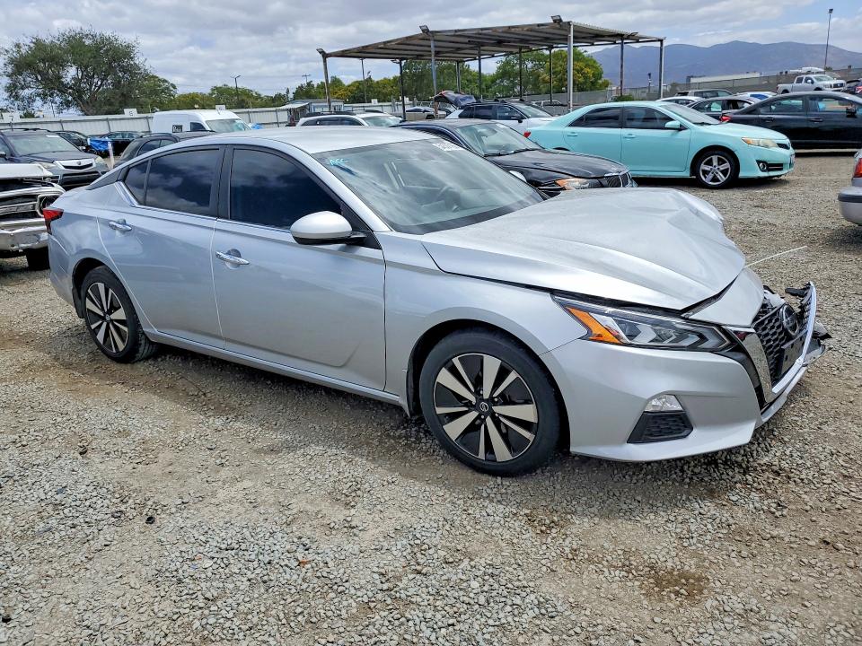 2022 Nissan Altima მანქანა იყიდება აუქციონზე, vin: 1N4BL4DV8NN416875, აუქციონის ნომერი: 54537166