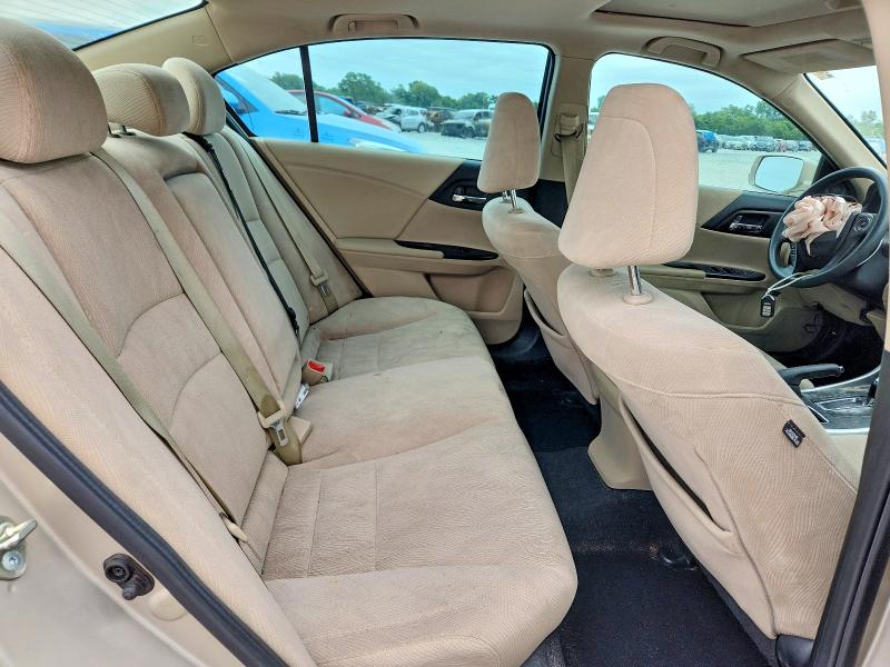 54230636 :رقم المزاد ، 1HGCR2F72FA049045 vin ، 2015 Honda Accord مزاد بيع