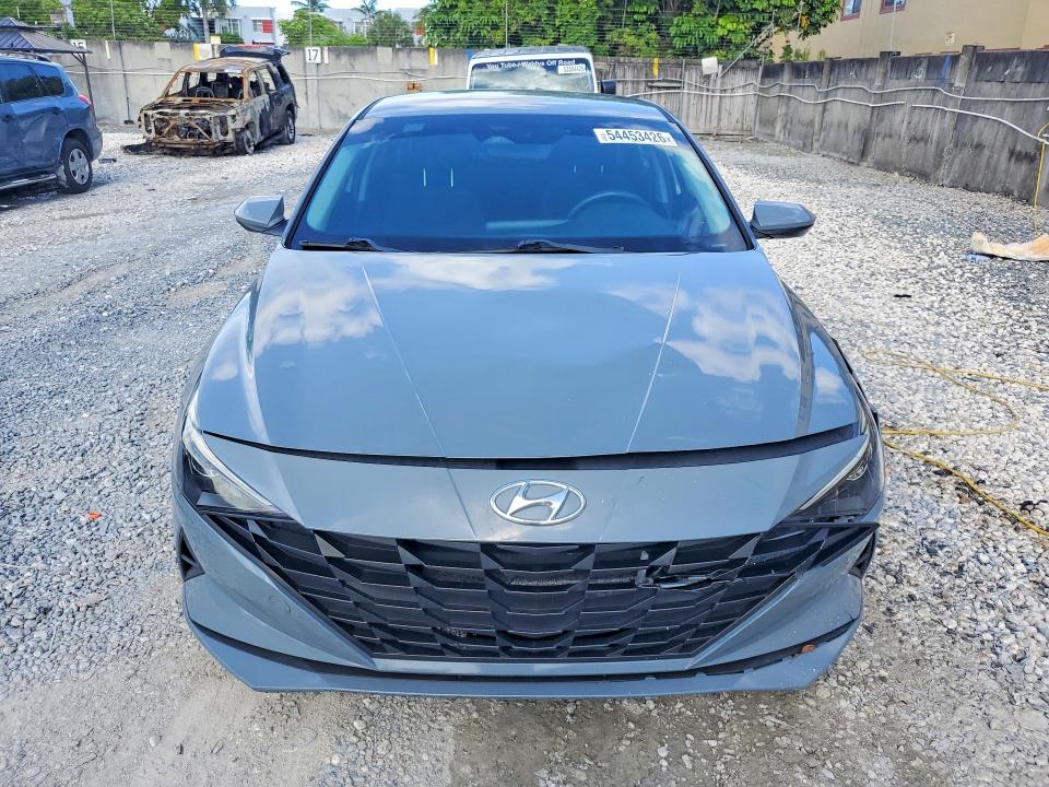 54453426 :رقم المزاد ، KMHLM4AG0MU141648 vin ، 2021 Hyundai Elantra مزاد بيع