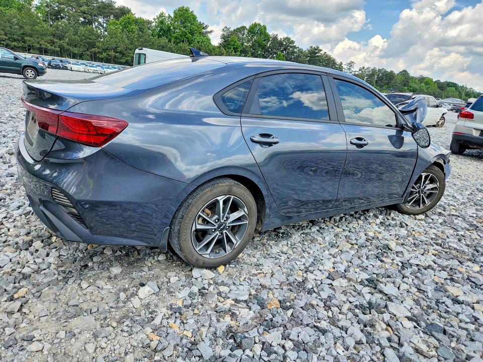 2023 Kia Forte მანქანა იყიდება აუქციონზე, vin: 3KPF24AD9PE693116, აუქციონის ნომერი: 54242806