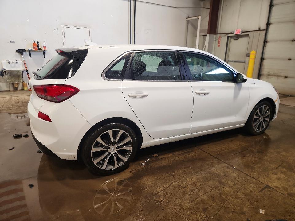 Продажа на аукционе авто 2019 Hyundai Elantra Gt, vin: KMHH35LE1KU105765, номер лота: 54405606