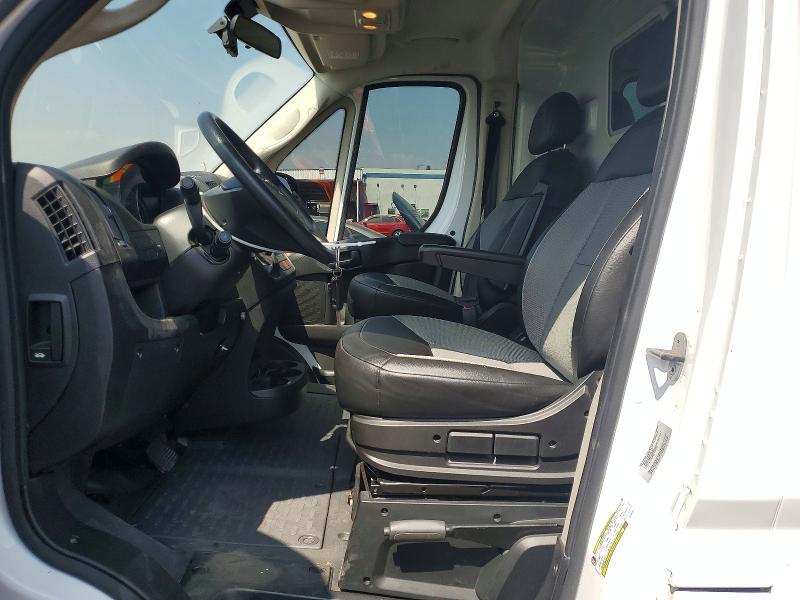 53600666 :رقم المزاد ، 3C6TRVNG3JE100244 vin ، 2018 Ram Promaster 1500 مزاد بيع