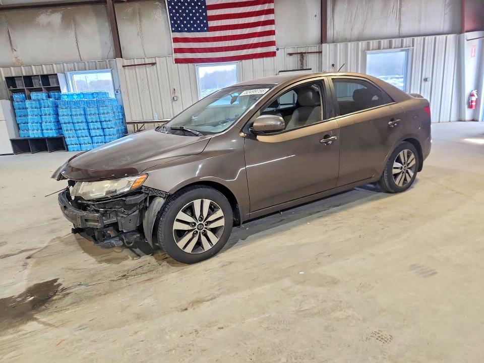 52499756 :رقم المزاد ، KNAFU4A26D5716073 vin ، 2013 Kia Forte مزاد بيع