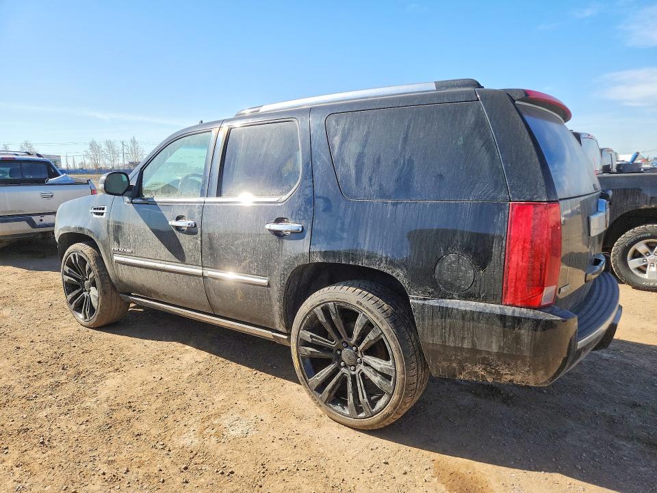 52126766 :رقم المزاد ، 1GYUKCEF4AR120885 vin ، 2010 Cadillac Escalade مزاد بيع