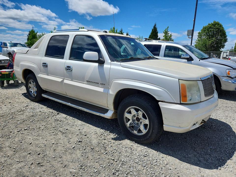 2005 Cadillac Escalade მანქანა იყიდება აუქციონზე, vin: 3GYEK62N55G136729, აუქციონის ნომერი: 53184086
