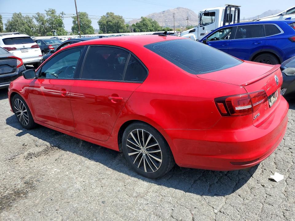 53275626 :رقم المزاد ، 3VWD17AJ5FM225595 vin ، 2015 Volkswagen Jetta مزاد بيع
