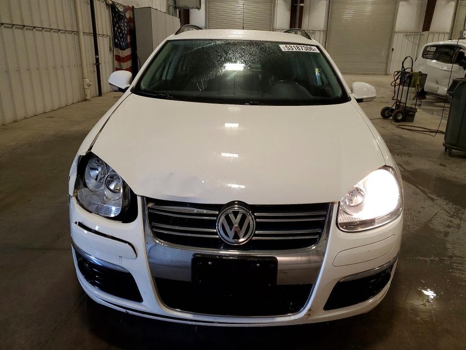 53187306 :رقم المزاد ، 3VWPL71K99M323419 vin ، 2009 Volkswagen Jetta مزاد بيع