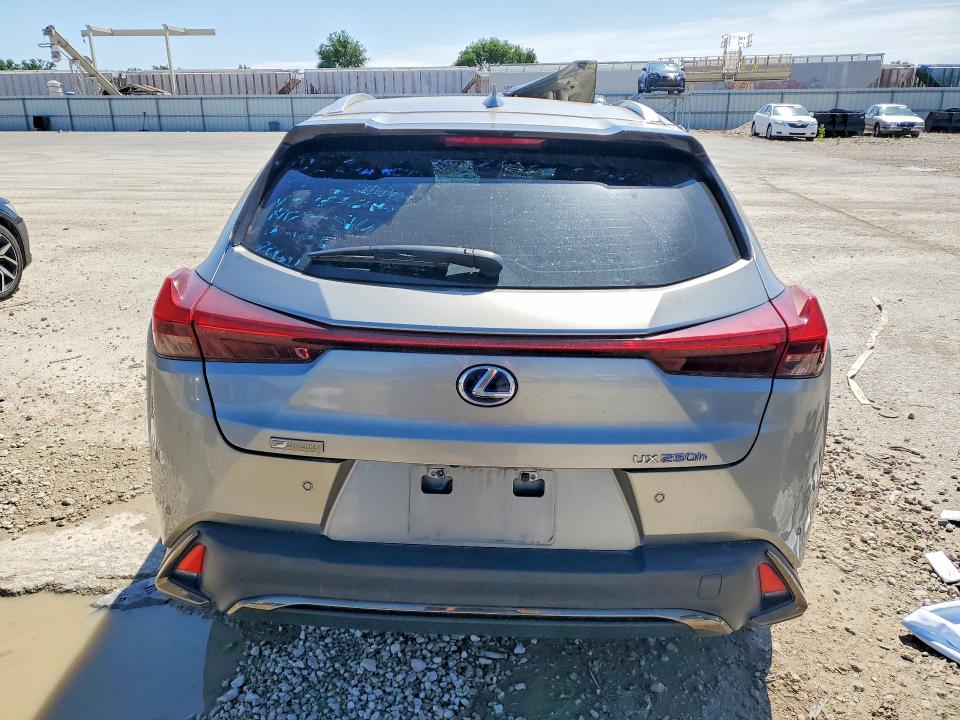 53850556 :رقم المزاد ، JTHR9JBH2L2033644 vin ، 2020 Lexus Ux مزاد بيع