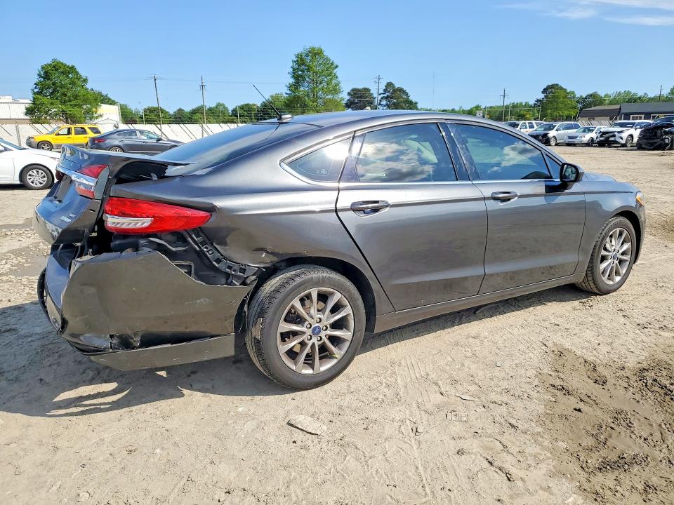 53318216 :رقم المزاد ، 3FA6P0HD1HR309989 vin ، 2017 Ford Fusion مزاد بيع